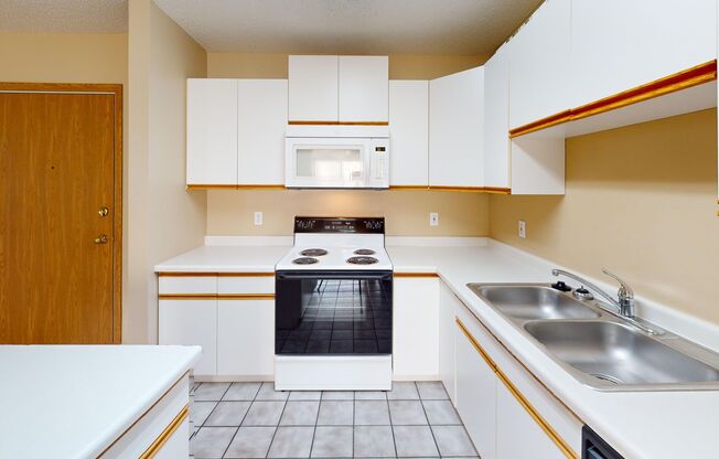 1 bed, 1 bath, 710 sqft, $945, Unit 3131-308