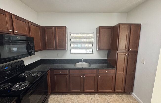 1045 Villas LLC (1035 NE 10th Ave)