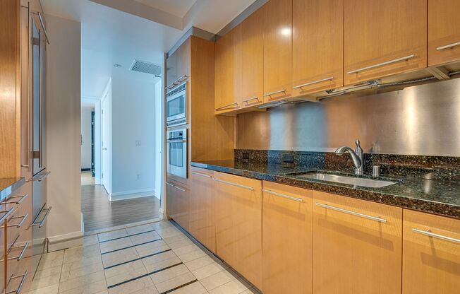 2 beds, 2 baths, $2,450, Unit # 2407