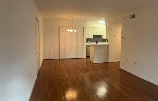 2905 BURCH AVE