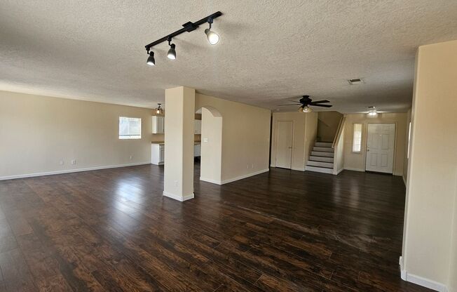 5 Bed 3 Bath
