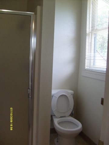 2 beds, 2 baths, 900 sqft, $1,400, Unit 4