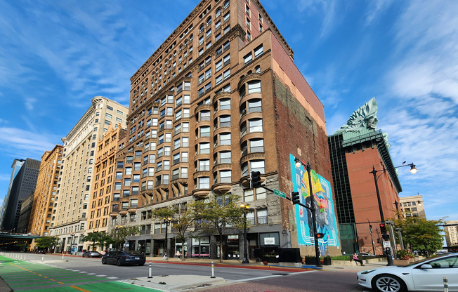 431 S Dearborn St, Chicago IL 707