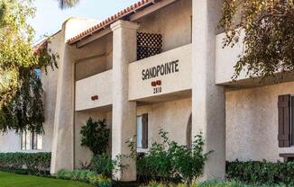 Sandpointe Apartments in Huntington Beach