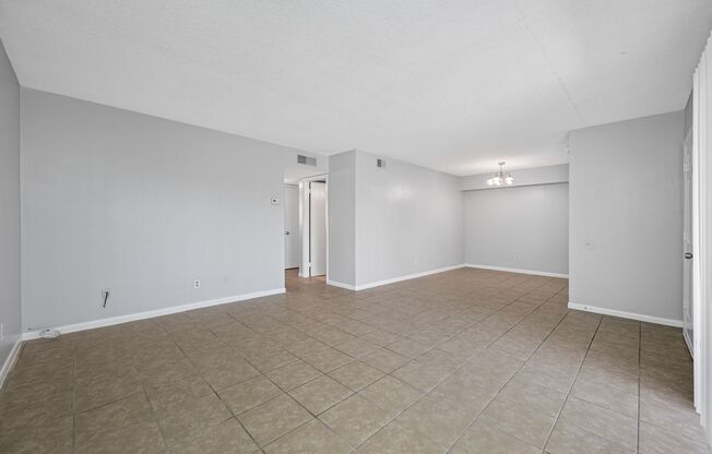 2 beds, 1.5 baths, 1,000 sqft, $1,345, Unit 50-07