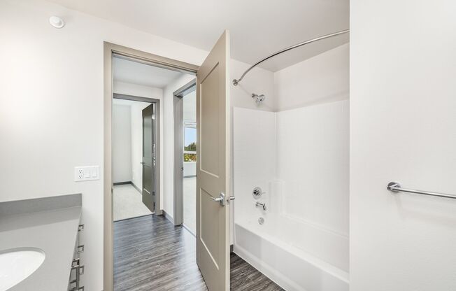 2 beds, 2 baths, $2,300, Unit Unit B215