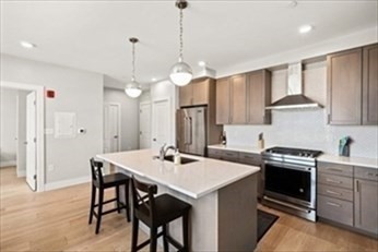 2 beds, 1 bath, 875 sqft, $3,800, Unit 501
