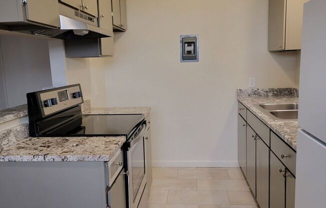 1 bed, 1 bath, 600 sqft, $1,200, Unit C