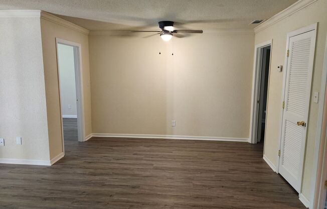 Georgetown Village Apartments