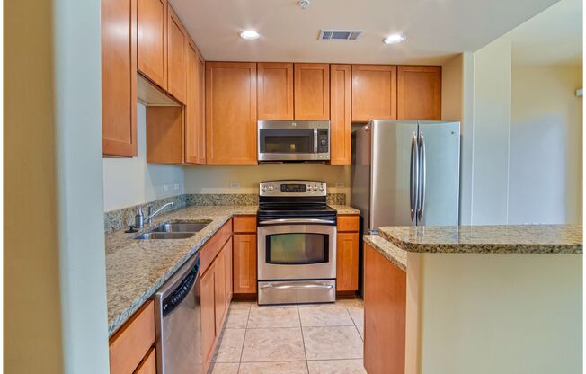 1 bed, 1.5 baths, 1,000 sqft, $1,590, Unit 504