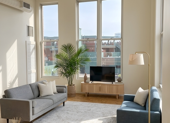 Studio, 1 bath, 513 sqft, $2,750, Unit 422
