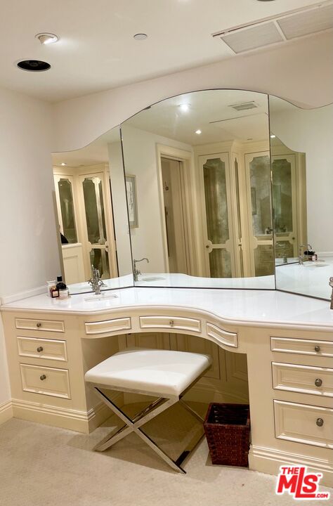 2 beds, 3 baths, 2,089 sqft, $8,500, Unit 1402