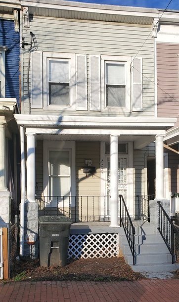 2227 14 ST SE