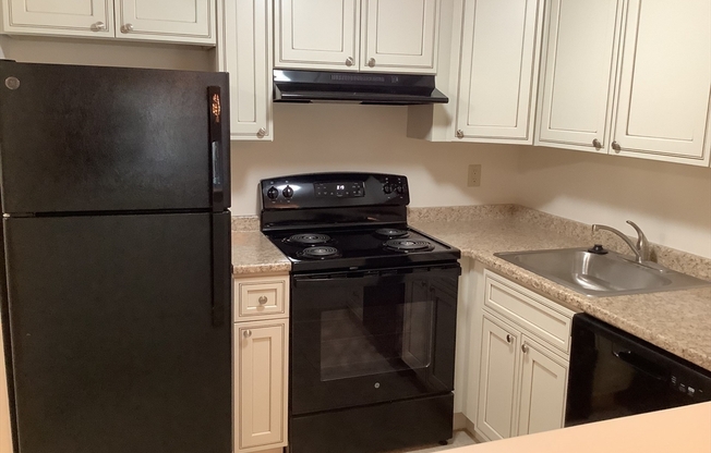 1 bed, 1 bath, 780 sqft, $2,200, Unit 317