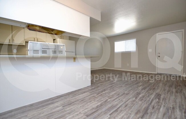 1 bed, 1 bath, 650 sqft, $899, Unit 8