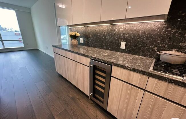 2 beds, 2 baths, 1,343 sqft, $5,003, Unit 1008