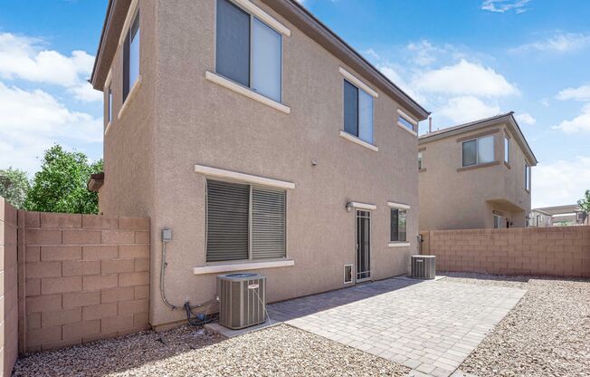 3 beds, 2.5 baths, $1,850