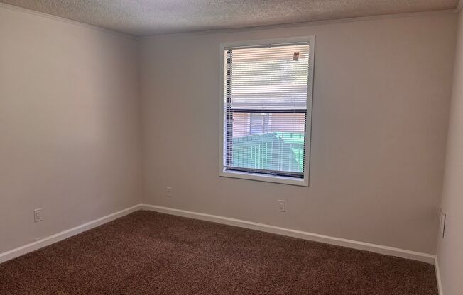 1 bed, 1 bath, 576 sqft, $725, Unit 403