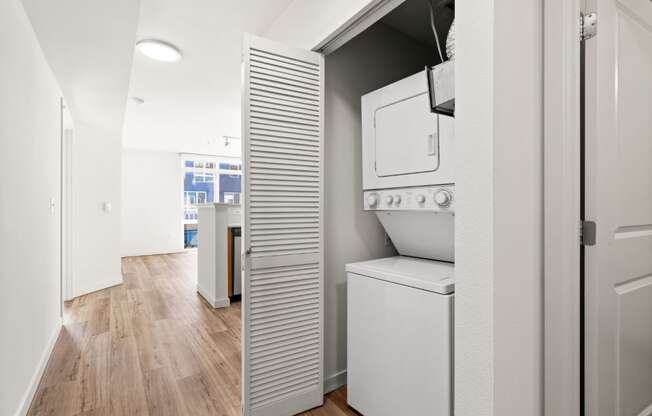 Dexter Lake Union Washer & Dryer at Dexter Lake Union, Seattle, 98109