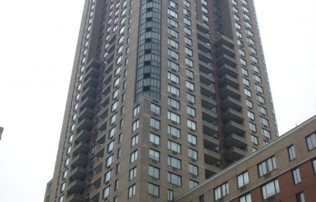1 bed, 1 bath, $4,500, Unit 18J