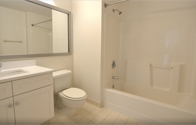 1 bed, 1 bath, 632 sqft, $3,435, Unit 114