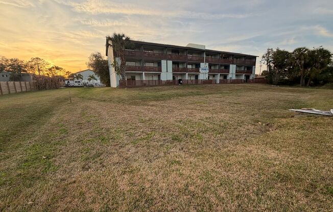 1 bed, 1 bath, 600 sqft, $1,366.66, Unit Unit 108