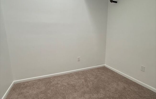 3917 Perrysville