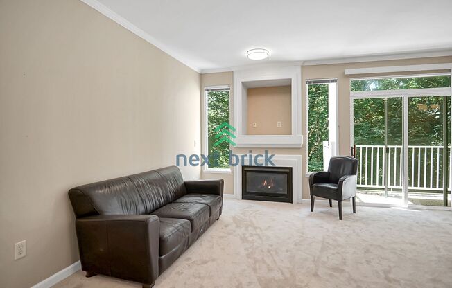 1 Bed 1 Bath Condo for Rent in Sammamish!