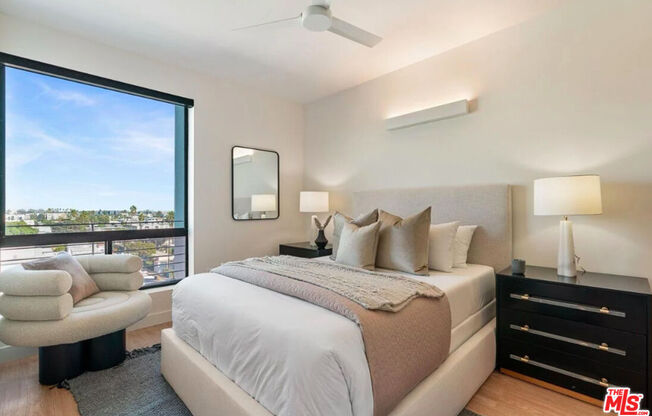 1 bed, 1 bath, $3,850, Unit 322