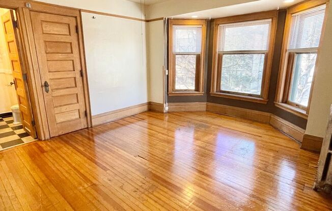 Studio, 1 bath, 400 sqft, $1,050