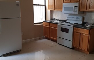 Studio, 1 bath, $900, Unit Unit 1