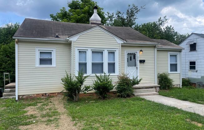 3 BED, 1 BATH HOME