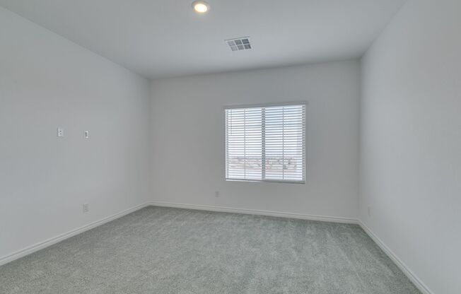 3 beds, 3 baths, $2,750, Unit UNIT 1140