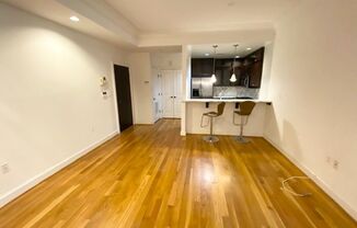 1 bed, 1 bath, $2,300
