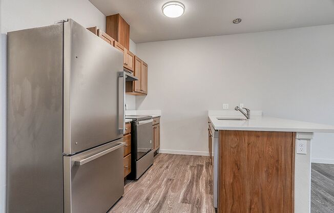 2 beds, 1 bath, 1,013 sqft, $1,715, Unit 406