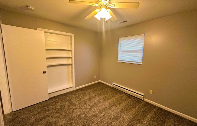 3 beds, 1 bath, $2,000