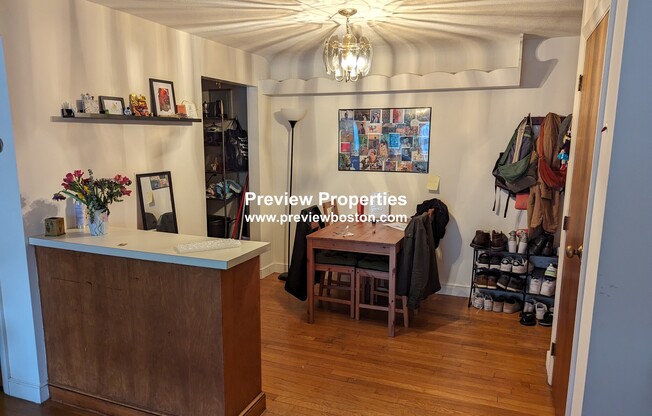 15 Commonwealth Ct Apt 12