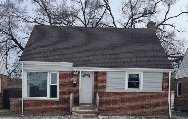 Beautiful and spacious 4 Bedroom 2 Bath House in Calumet City, IL MUST SEE