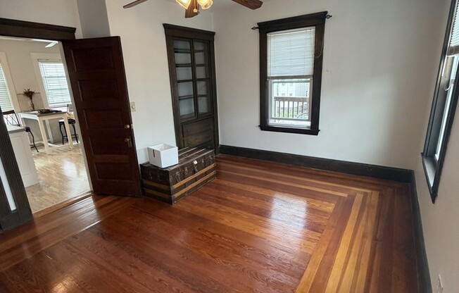 2 beds, 1 bath, 1,200 sqft, $2,500, Unit 3