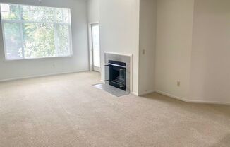 2 beds, 2 baths, 1,004 sqft, $2,495, Unit 210