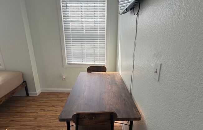 Studio, 1 bath, 220 sqft, $1,145.83, Unit 108