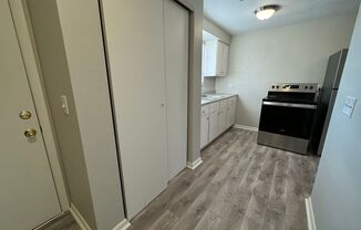 1 bed, 1 bath, $650, Unit 2211-B