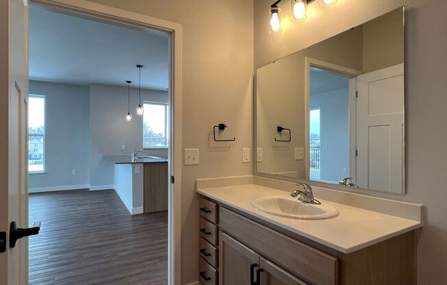 1 bed, 1 bath, 824 sqft, $1,825, Unit WR 305-301