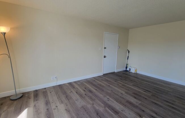 3 beds, 1 bath, $2,495