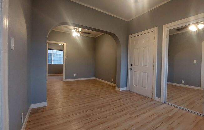 2 beds, 1 bath, $1,995, Unit 5359