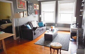 922 Beacon St.