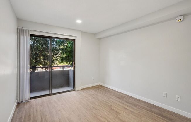 1 bed, 1 bath, 700 sqft, $1,798, Unit 108