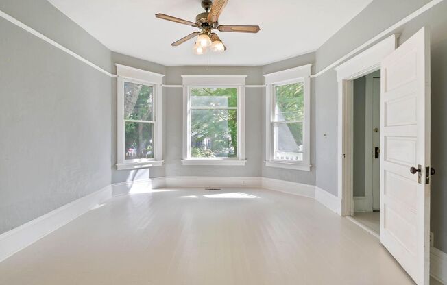 Spacious, light-filled 3-bdrm/2-bath vintage home—Fenced yard, off-street parking, great location