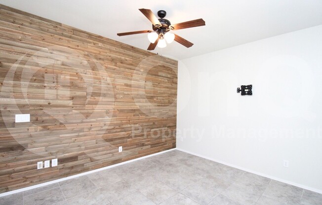 5629 W MONTEBELLO WAY