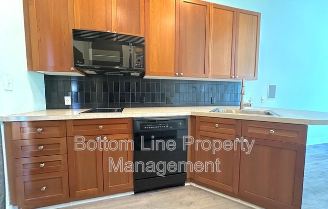 514 W. 10th Street Apt:203
